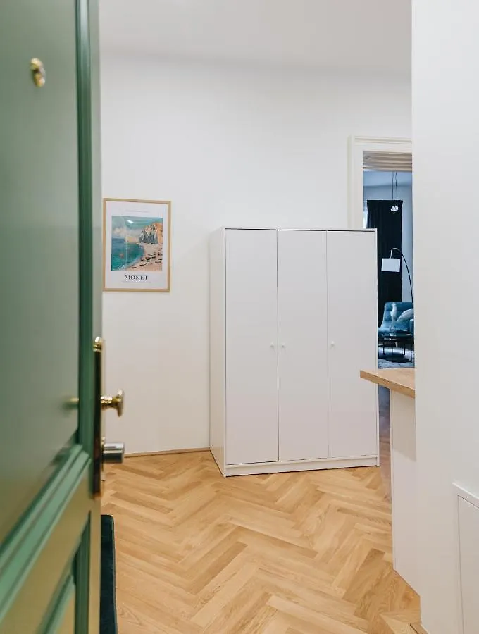 Brand Cozy Apartment Vienna Austria